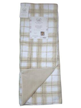 The Farmhouse By Rachel Ashwell Marshmallow Super Soft Reversible Throw 50 X 70"